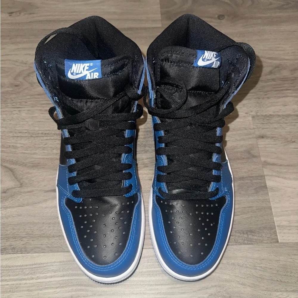 Air Jordan Retro High Sneaker